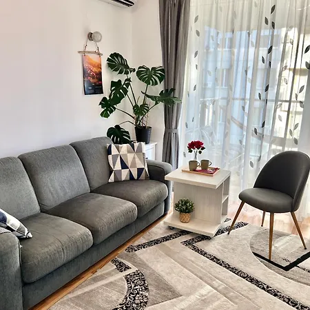Апартаменты White Bliss - 1br With Balcony And Parking Бухарест