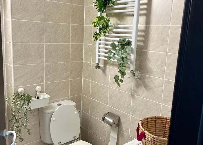 White Bliss - 1br With Balcony And Parking Apartman *