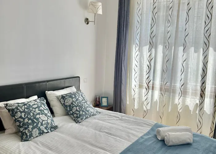Apartman White Bliss - 1br With Balcony And Parking Bukarest