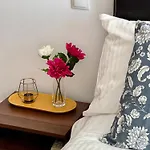 Apartament White Bliss - 1br With Balcony And Parking