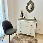 White Bliss - 1br With Balcony And Parking Apartament