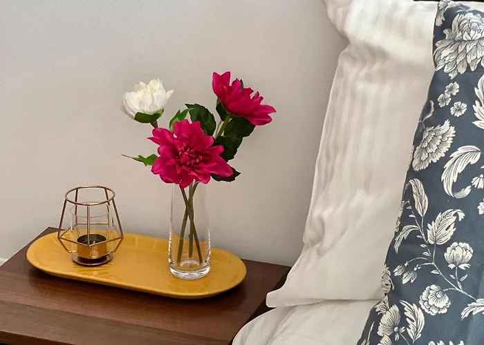 公寓 White Bliss - 1br With Balcony And Parking