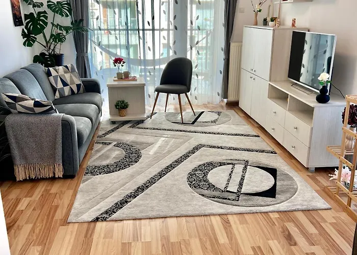 Apartment White Bliss - 1br With Balcony And Parking