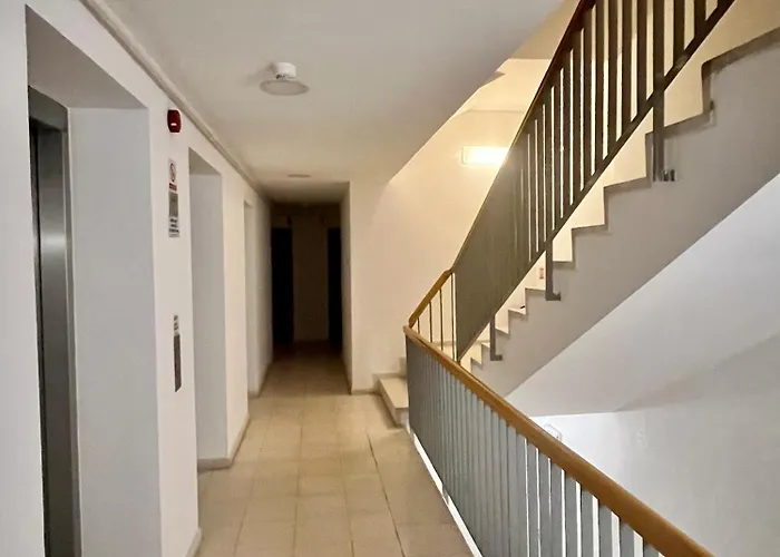 White Bliss - 1br With Balcony And Parking * 布加勒斯特