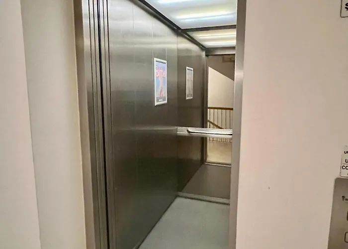 公寓 White Bliss - 1br With Balcony And Parking *