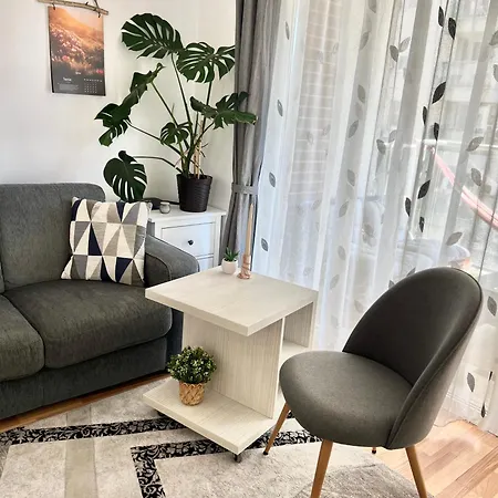 White Bliss - 1br With Balcony And Parking Apartment